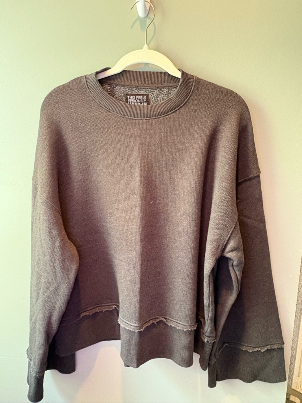 AE Relaxed Wide Sleeve Sweatshirt